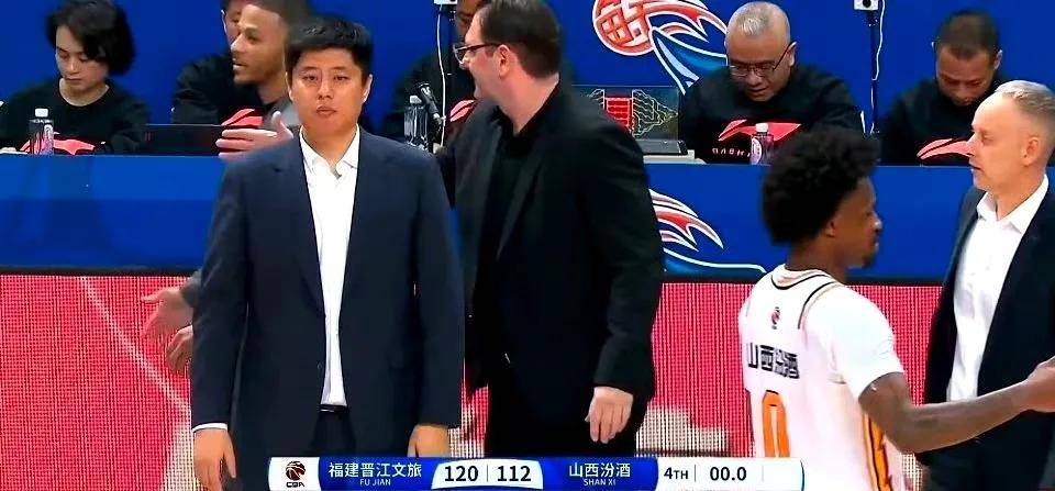 福建队在比赛中逆袭成功，实至名归的简单介绍